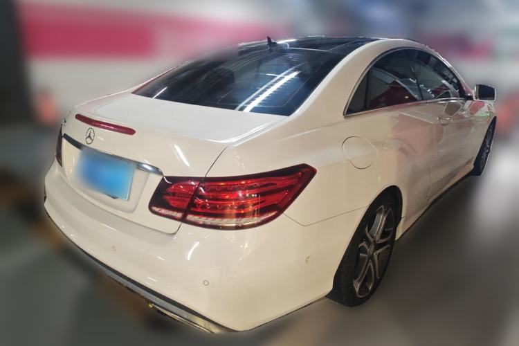 Used Mercedes-Benz E-Class 2014 E 200 Coupe Rear Right 45 Deg