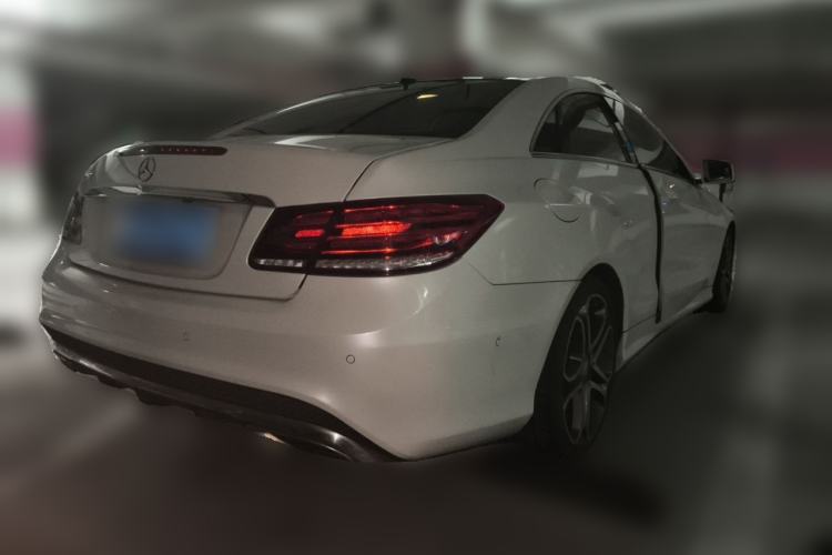 Used Mercedes-Benz E-Class 2014 E 260 Coupe Rear Right 45 Deg