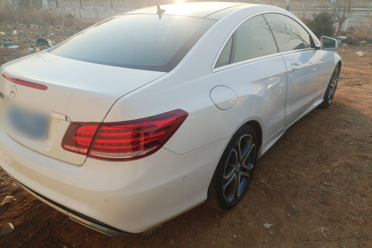 Used Mercedes-Benz E-Class 2014 E 200 Coupe Rear Right 45 Deg