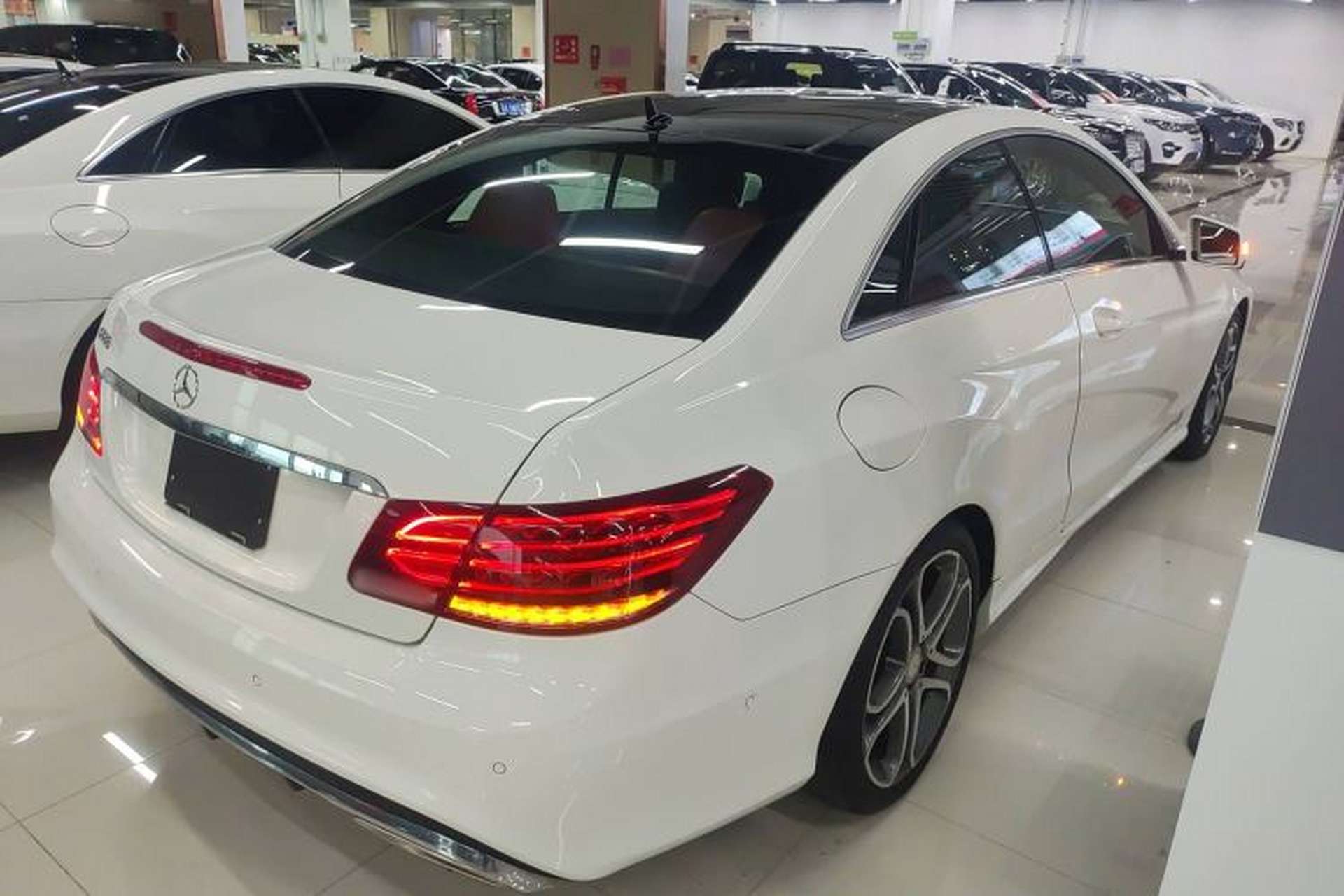 Used Mercedes-Benz E-Class 2014 E 260 Coupe Rear Right 45 Deg