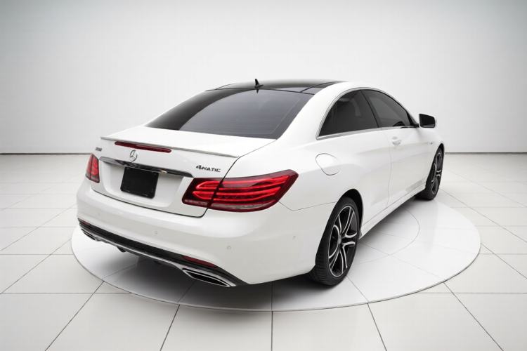 Used Mercedes-Benz E-Class 2014 E 260 Coupe Rear Right 45 Deg