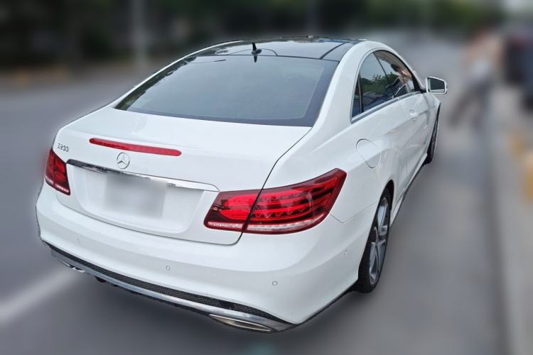 Used Mercedes-Benz E-Class 2014 E 200 Coupe Rear Right 45 Deg