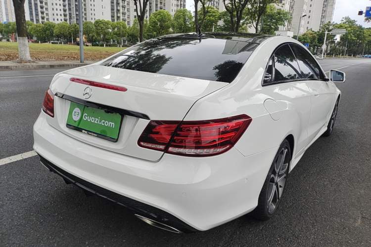 Used Mercedes-Benz E-Class 2014 E 260 Coupe Rear Right 45 Deg
