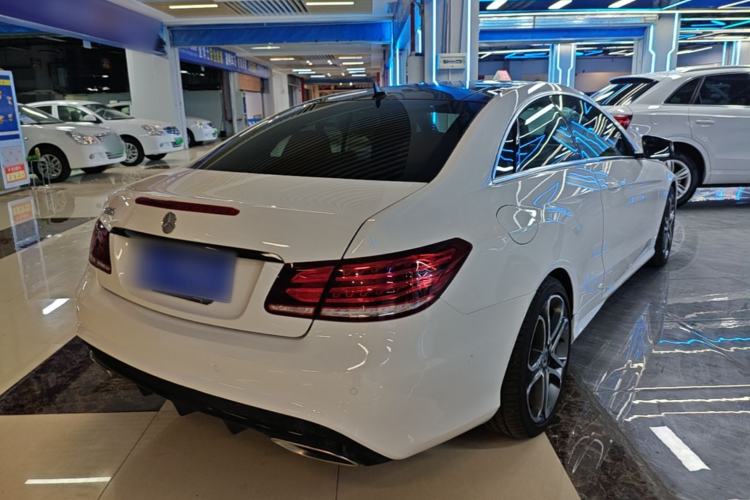 Used Mercedes-Benz E-Class 2014 E 260 Coupe Rear Right 45 Deg