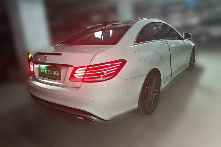 Used Mercedes-Benz E-Class 2014 E 200 Coupe Rear Right 45 Deg