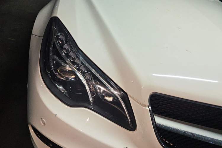 Used Mercedes-Benz E-Class 2014 E 260 Coupe Right Front Headlight