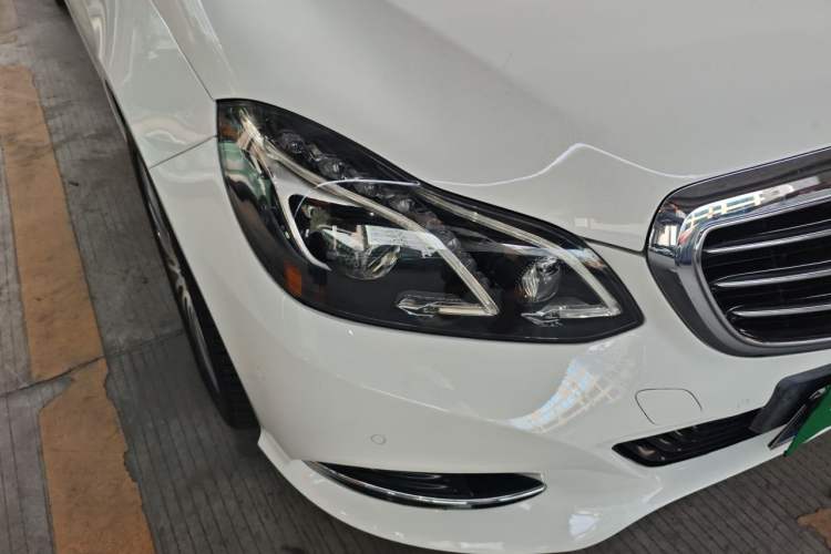 Used Mercedes-Benz E-Class 2014 E 260 L Luxury Model Right Front Headlight
