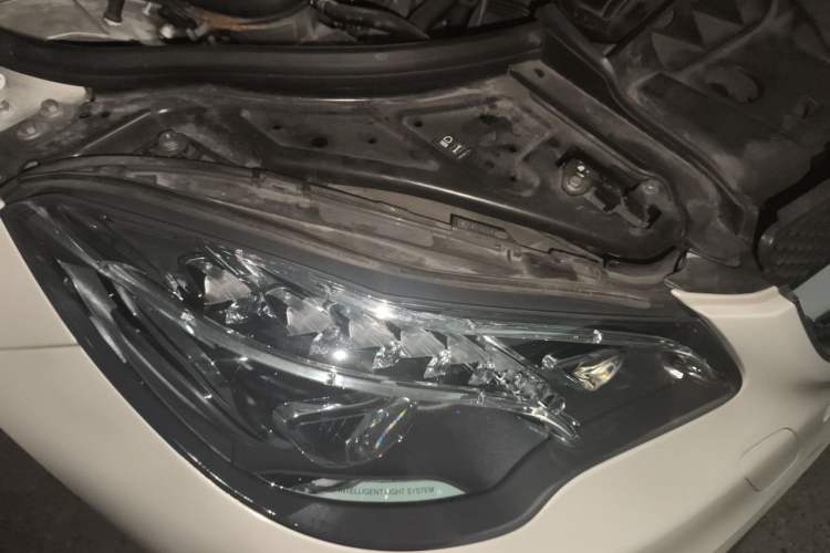 Used Mercedes-Benz E-Class 2014 E 260 Coupe Right Front Headlight