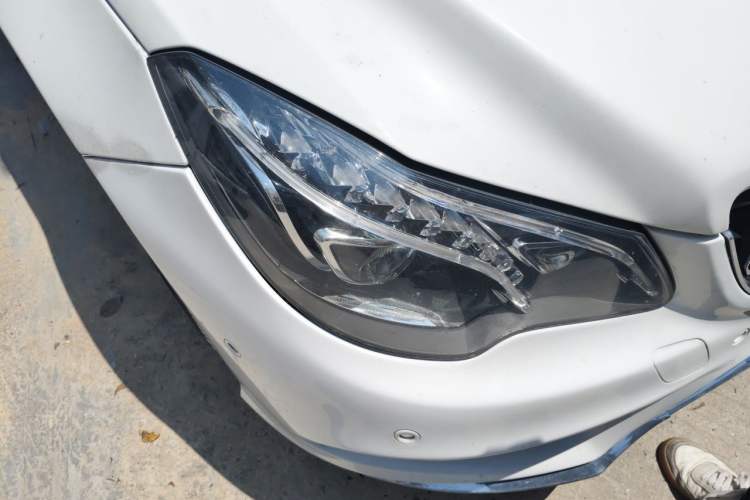 Used Mercedes-Benz E-Class 2014 E 260 Coupe Right Front Headlight