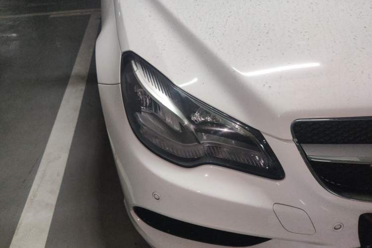 Used Mercedes-Benz E-Class 2014 E 200 Coupe Right Front Headlight