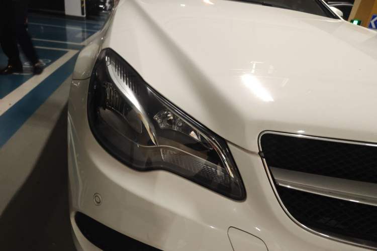 Used Mercedes-Benz E-Class 2014 E 200 Coupe Right Front Headlight