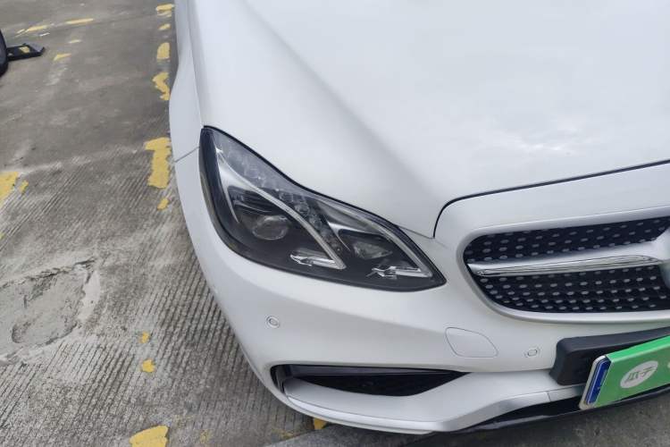 Used Mercedes-Benz E-Class 2014 E 260 L Sport Edition Right Front Headlight