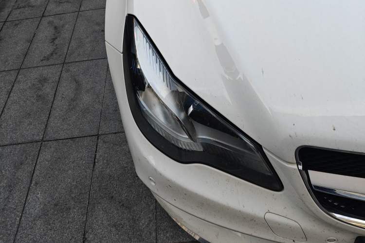 Used Mercedes-Benz E-Class 2014 E 200 Coupe Right Front Headlight