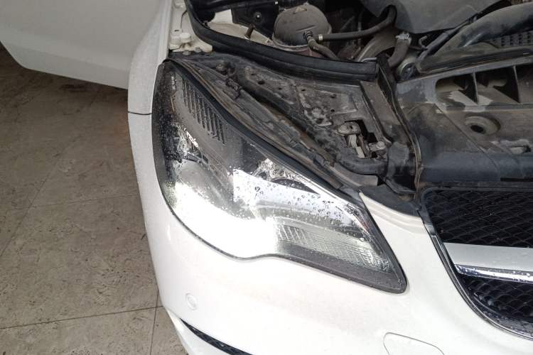 Used Mercedes-Benz E-Class 2014 E 200 Coupe Right Front Headlight