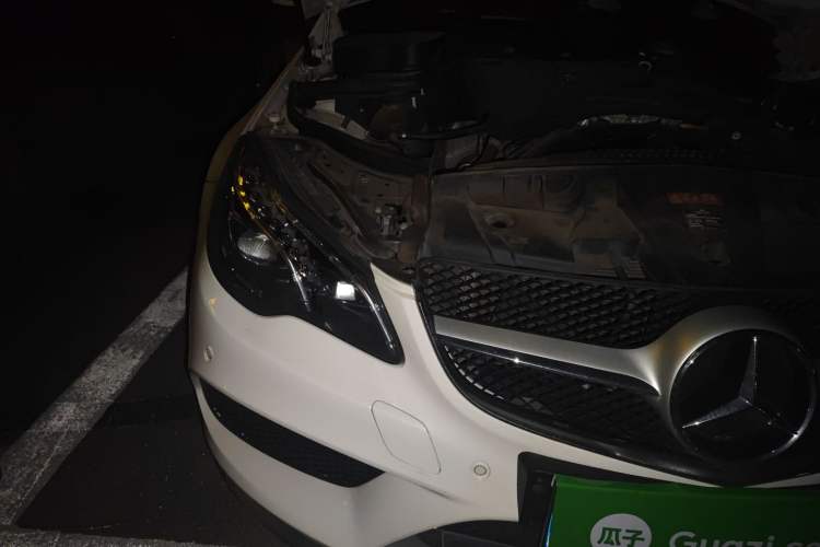 Used Mercedes-Benz E-Class 2014 E 260 Convertible Coupe Right Front Headlight