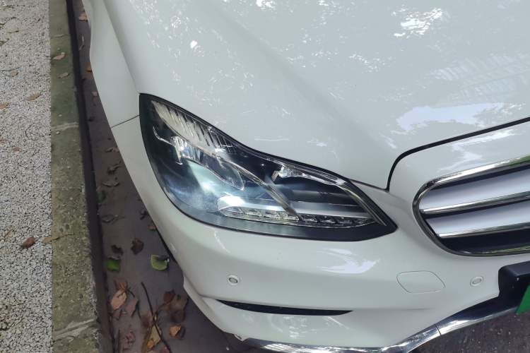 Used Mercedes-Benz E-Class 2014 Restyled E 260 L Sport Edition Right Front Headlight