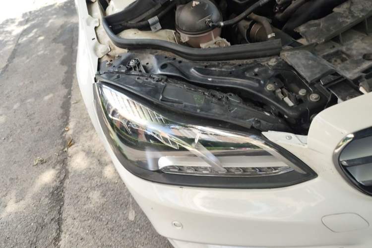 Used Mercedes-Benz E-Class 2014 E 260 L Sport Edition Right Front Headlight