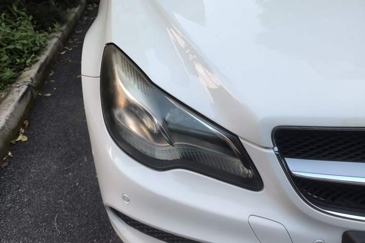Used Mercedes-Benz E-Class 2014 E 200 Coupe Right Front Headlight