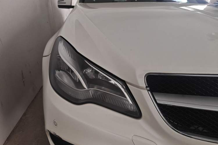 Used Mercedes-Benz E-Class 2014 E 200 Coupe Right Front Headlight