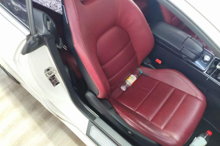 Used Mercedes-Benz E-Class 2014 E 200 Coupe Right Front Seat