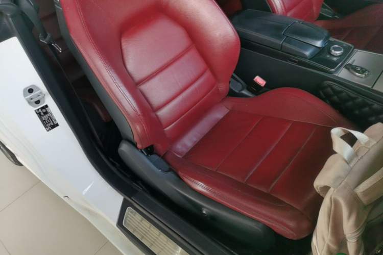 Used Mercedes-Benz E-Class 2014 E 260 Coupe Right Front Seat