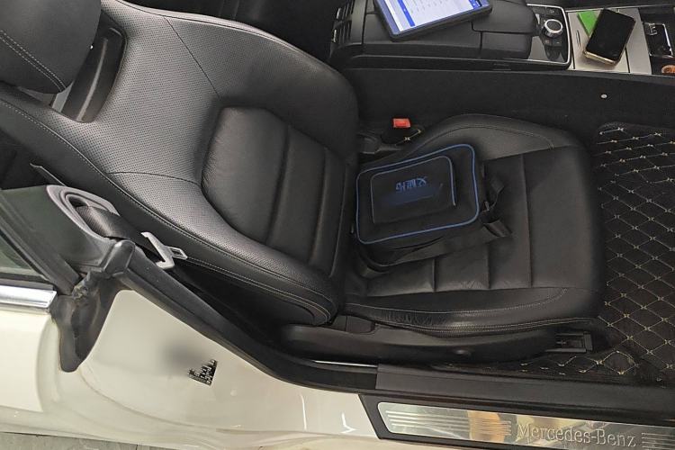Used Mercedes-Benz E-Class 2014 E 260 Coupe Right Front Seat