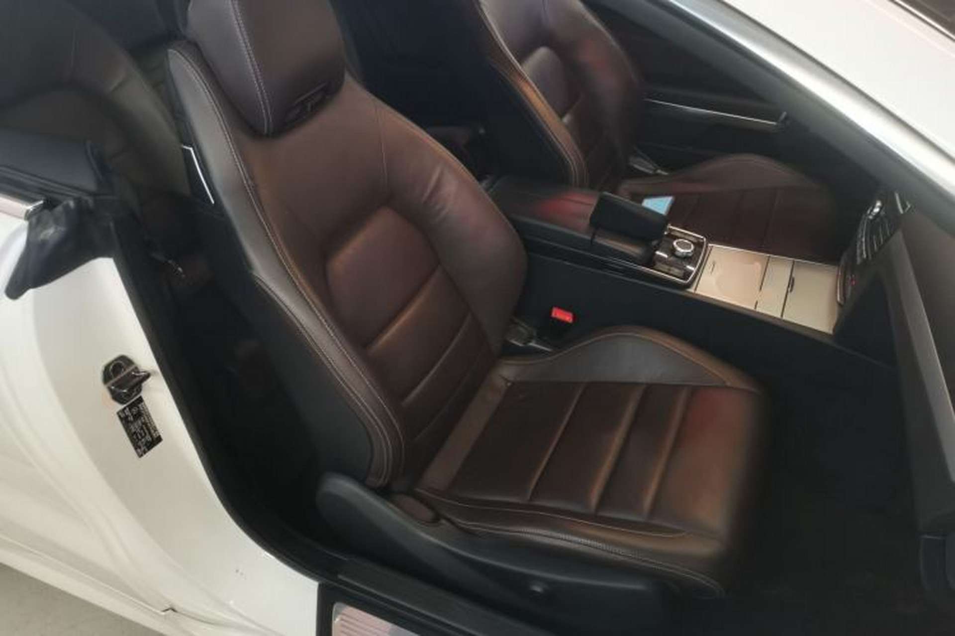 Used Mercedes-Benz E-Class 2014 E 260 Convertible Coupe Right Front Seat