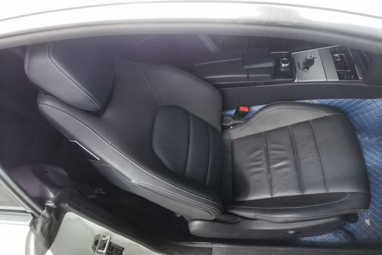Used Mercedes-Benz E-Class 2014 E 200 Coupe Right Front Seat