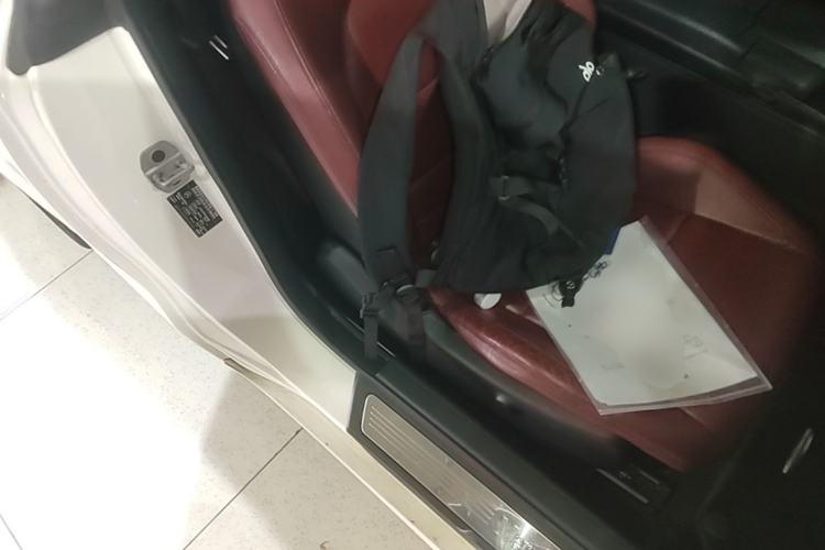 Used Mercedes-Benz E-Class 2014 E 200 Coupe Right Front Seat