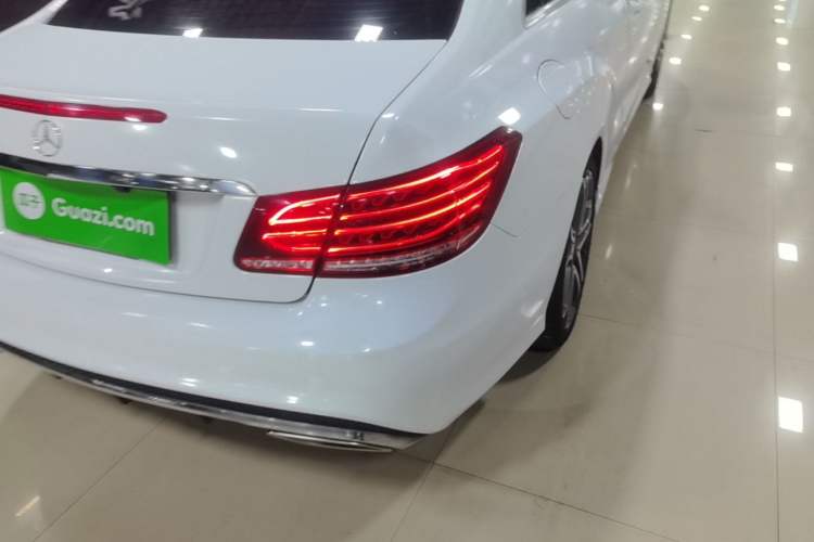 Used Mercedes-Benz E-Class 2014 E 260 Coupe Right Rear Taillight