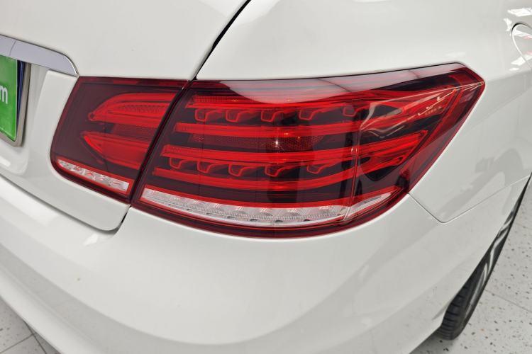 Used Mercedes-Benz E-Class 2014 E 200 Coupe Right Rear Taillight