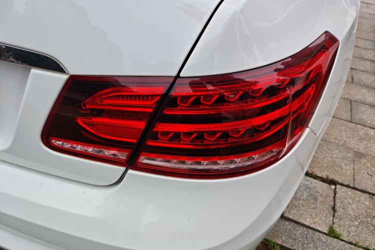 Used Mercedes-Benz E-Class 2014 E 200 Coupe Right Rear Taillight