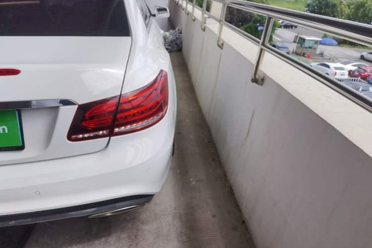 Used Mercedes-Benz E-Class 2014 E 200 Coupe Right Rear Taillight