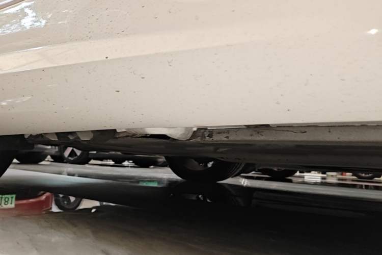 Used Mercedes-Benz E-Class 2014 E 200 Coupe Right Side Sill
