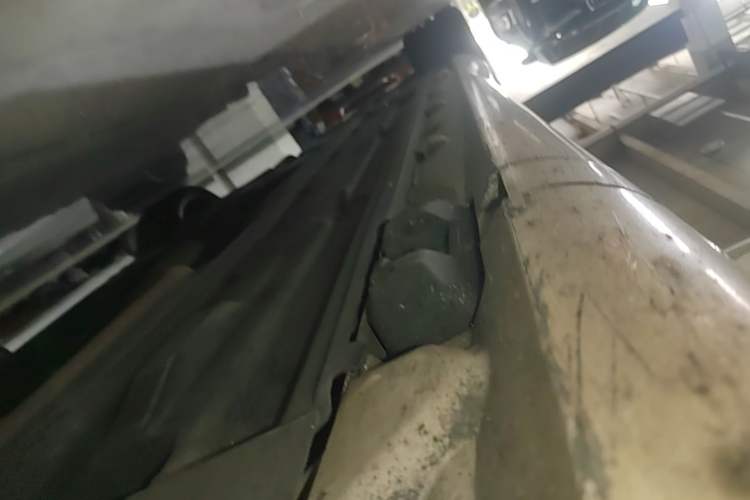 Used Mercedes-Benz E-Class 2014 E 200 Coupe Right Side Sill