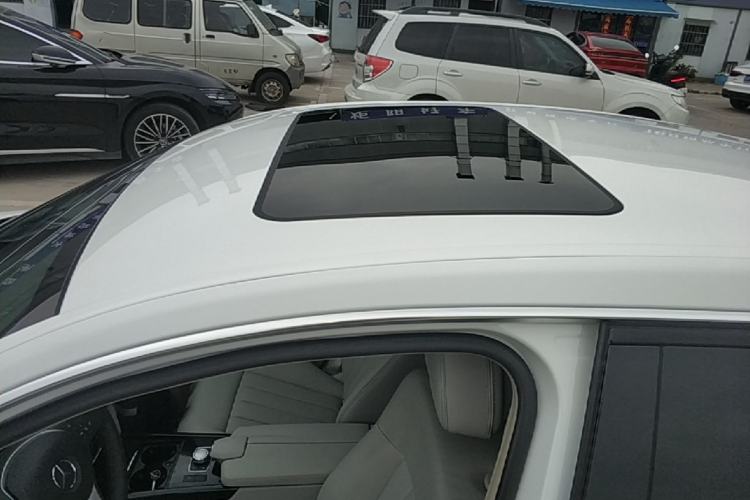Used Mercedes-Benz E-Class 2014 E 300 L Sport Edition Roof