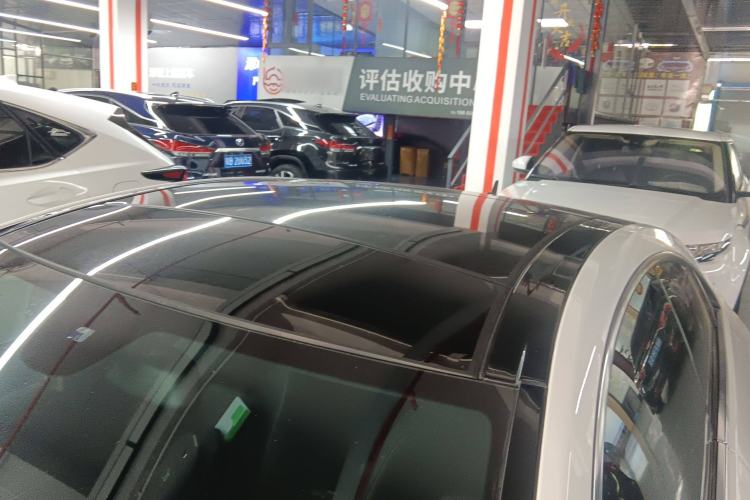 Used Mercedes-Benz E-Class 2014 E 200 Coupe Roof