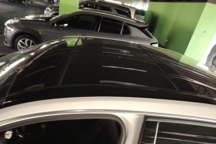 Used Mercedes-Benz E-Class 2014 E 300 L Sport Edition Roof