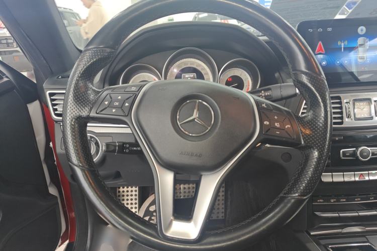 Used Mercedes-Benz E-Class 2014 E 200 Coupe Steering Wheel