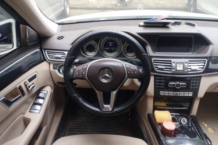 Used Mercedes-Benz E-Class 2014 Restyled E 260 L Sport Edition Steering Wheel