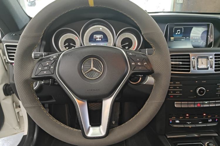 Used Mercedes-Benz E-Class 2014 E 260 Coupe Steering Wheel