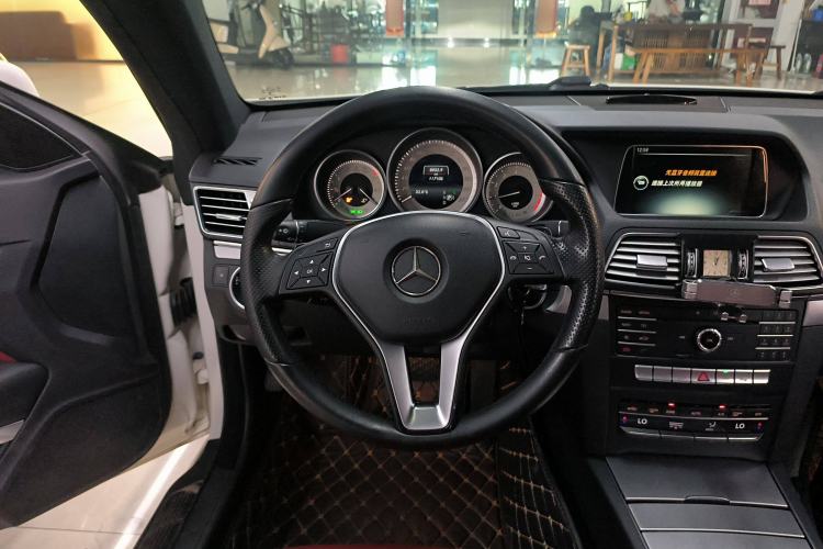 Used Mercedes-Benz E-Class 2014 E 200 Coupe Steering Wheel
