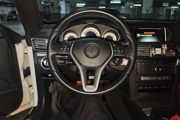 Used Mercedes-Benz E-Class 2014 E 260 Coupe Steering Wheel