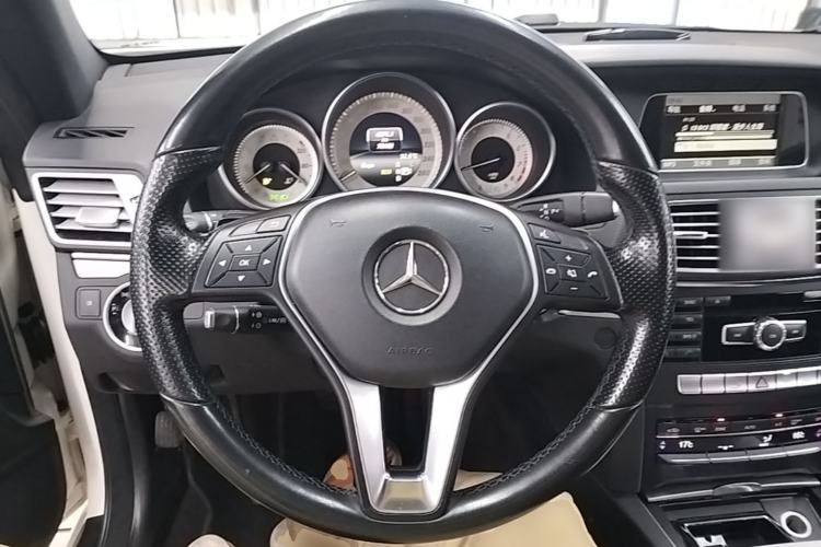 Used Mercedes-Benz E-Class 2014 E 200 Coupe Steering Wheel