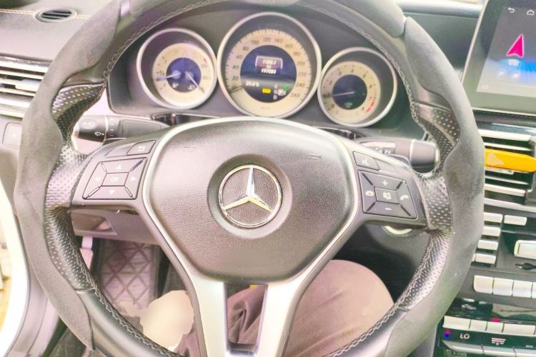 Used Mercedes-Benz E-Class 2014 E 260 L Sport Edition Steering Wheel