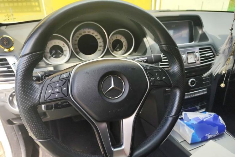 Used Mercedes-Benz E-Class 2014 E 200 Coupe Steering Wheel