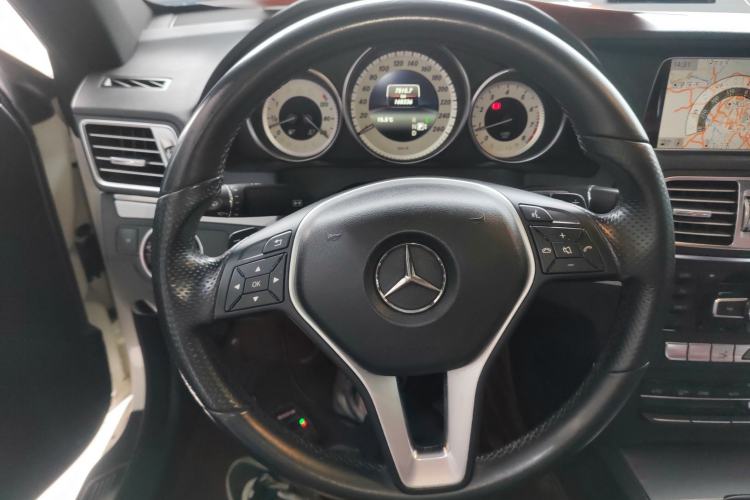 Used Mercedes-Benz E-Class 2014 E 260 Coupe Steering Wheel
