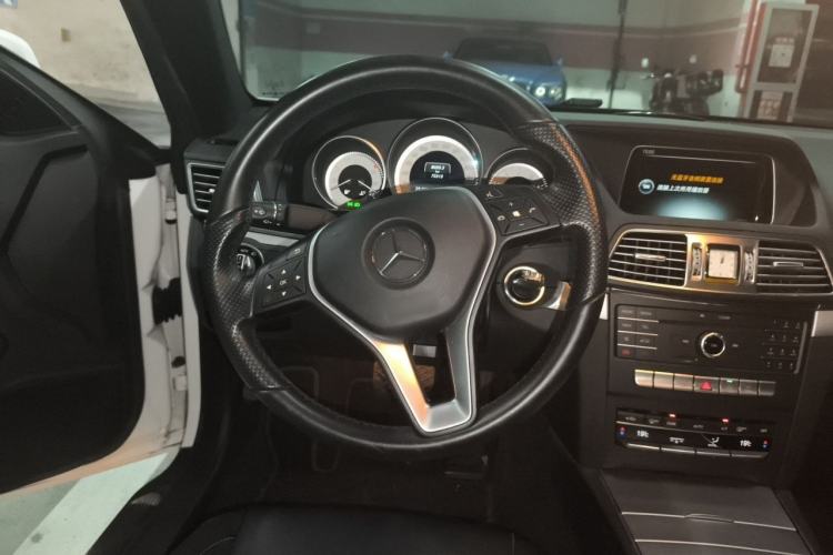 Used Mercedes-Benz E-Class 2014 E 260 Coupe Steering Wheel