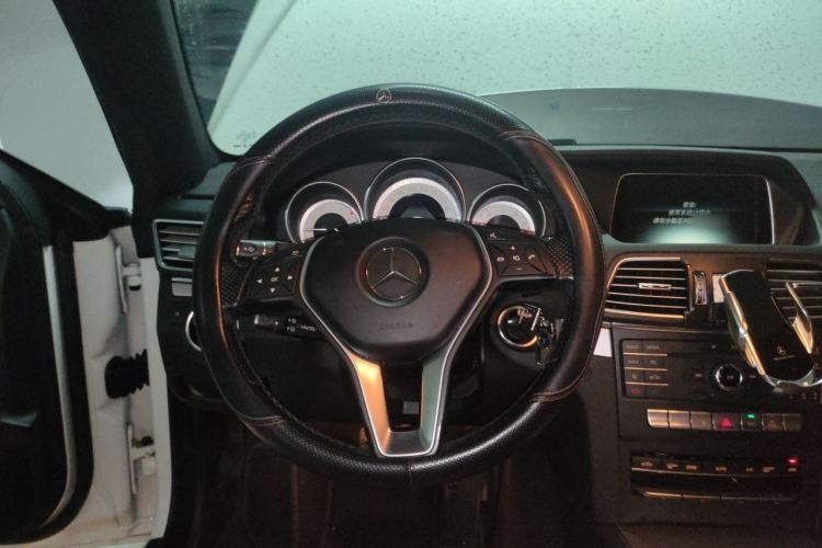 Used Mercedes-Benz E-Class 2014 E 200 Coupe Steering Wheel