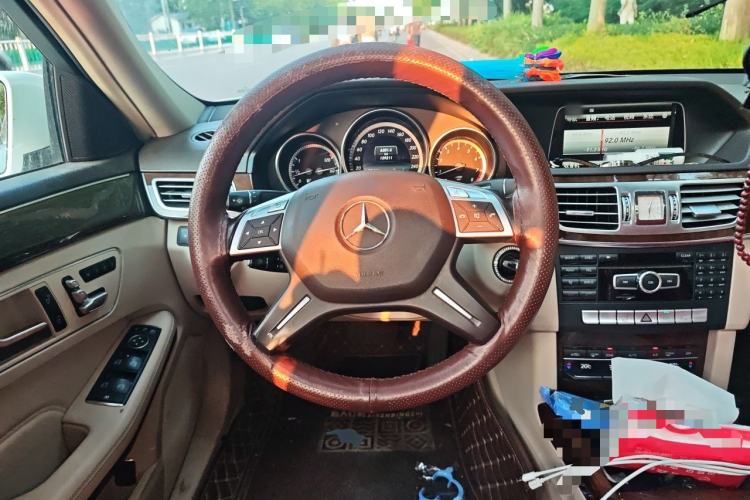 Used Mercedes-Benz E-Class 2014 E 260 L Steering Wheel